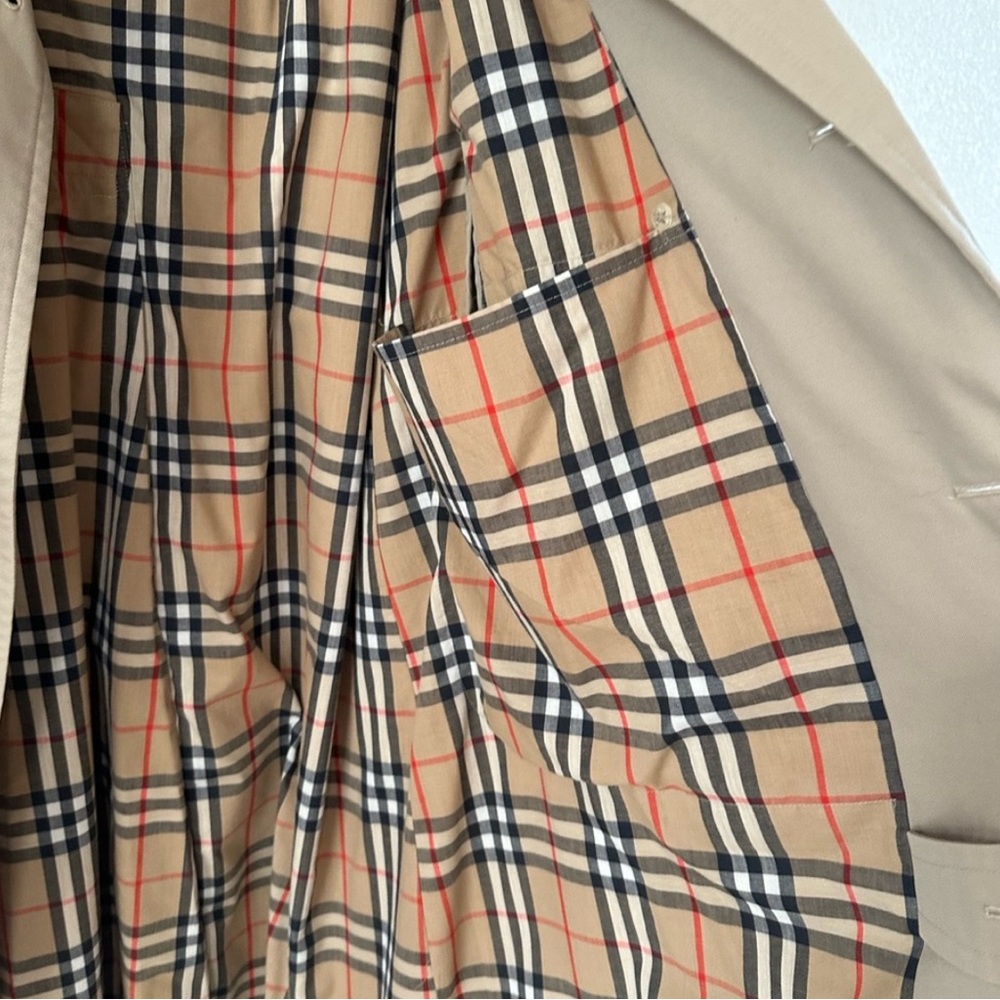 Burberry Beige Trench Coat with Check Lining